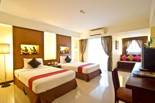 golden sea pattaya hotel