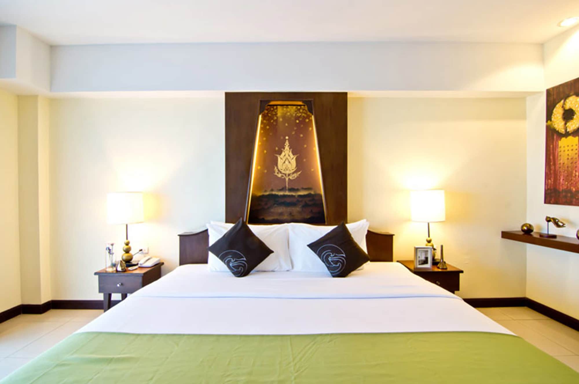 golden sea pattaya hotel