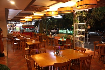 opal house hotel and restaurant