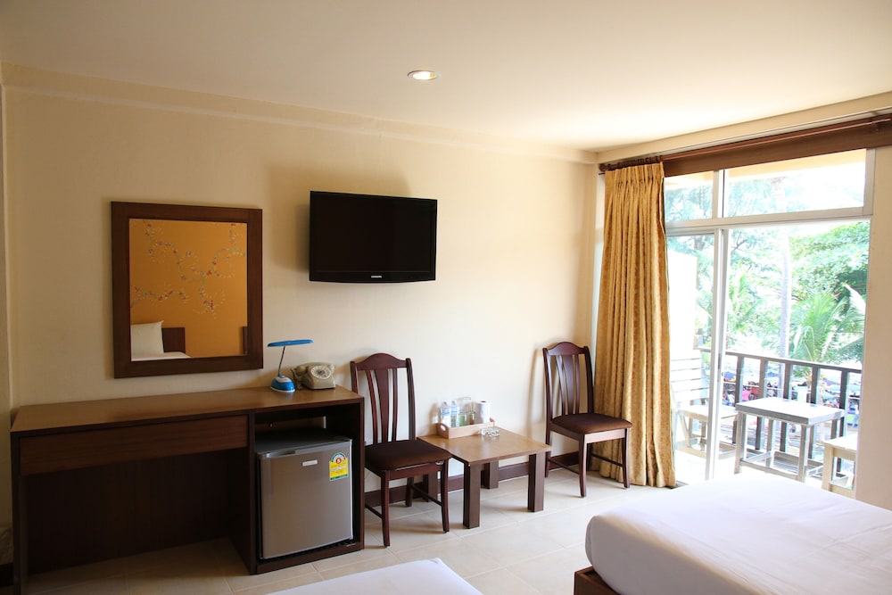 opal house hotel and restaurant