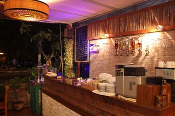 opal house hotel and restaurant