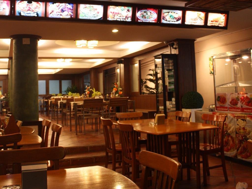 opal house hotel and restaurant