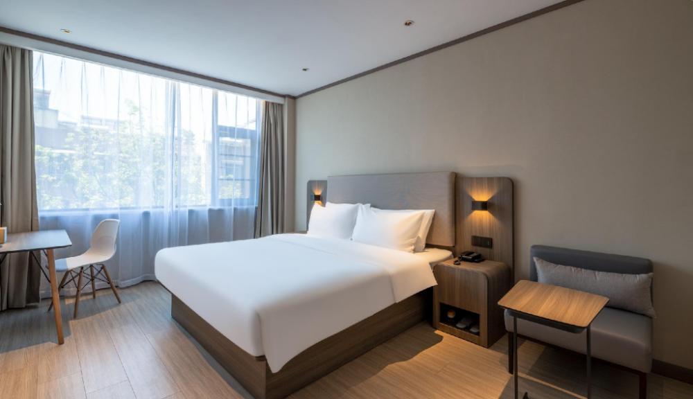 hanting hotel xichang moon lake wetland park