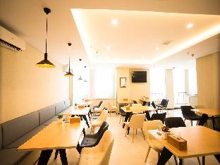 hanting hotel changzhong changhong road metro station