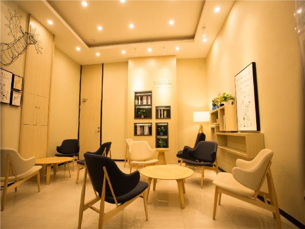 hanting hotel changzhong changhong road metro station