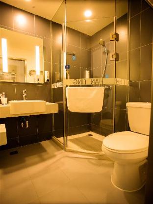 hanting hotel changzhong changhong road metro station