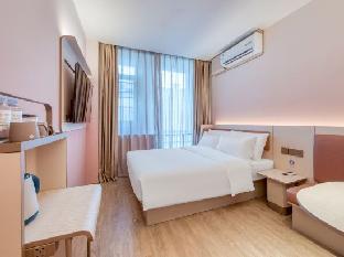 hanting hotel changzhong changhong road metro station