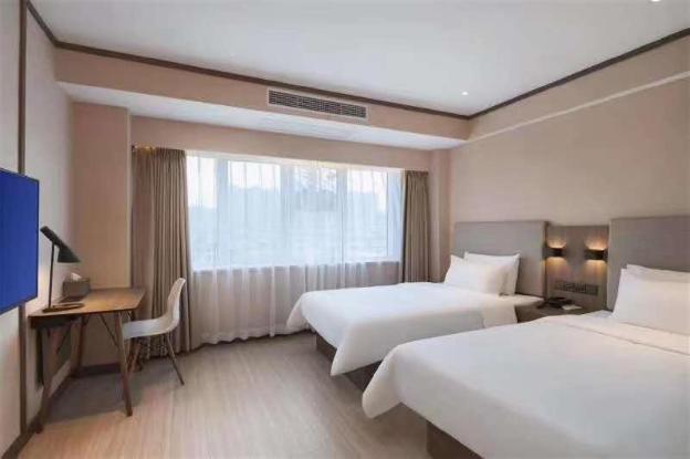 hanting hotel hefei bell tower