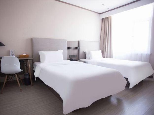 hanting hotel hengshui railway station huizhong s