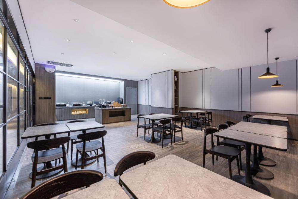 hanting hotel lianyungang east railway station