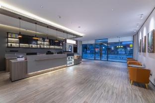 hanting hotel lianyungang east railway station