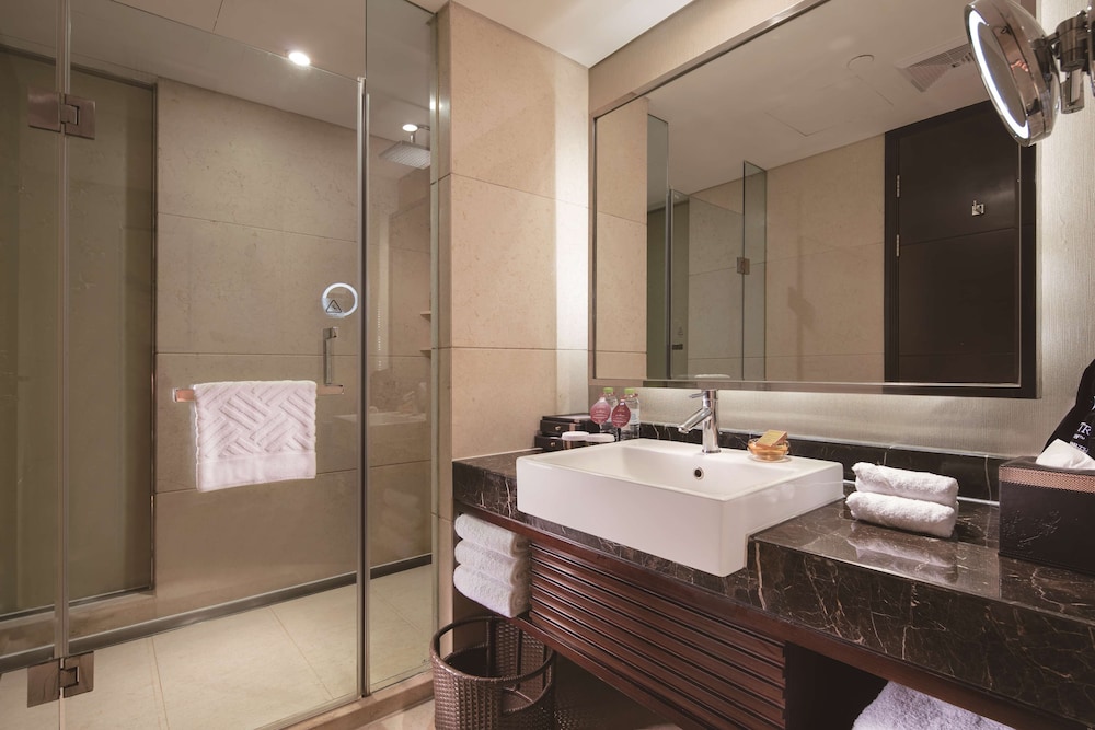 doubletree by hilton hotel chongqing north
