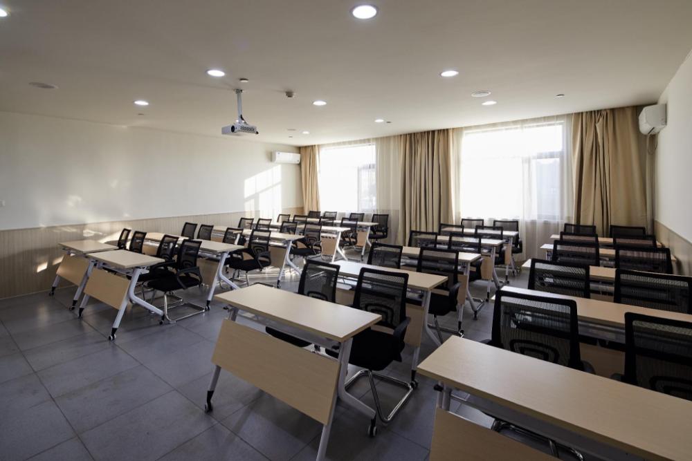 hanting hotel yinchuan railway station xinhualian plaza
