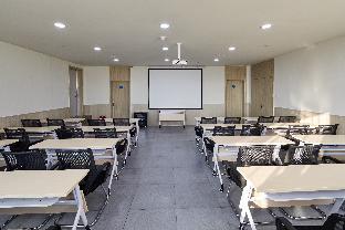 hanting hotel yinchuan railway station xinhualian plaza