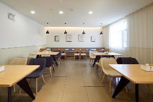 hanting hotel yinchuan railway station xinhualian plaza