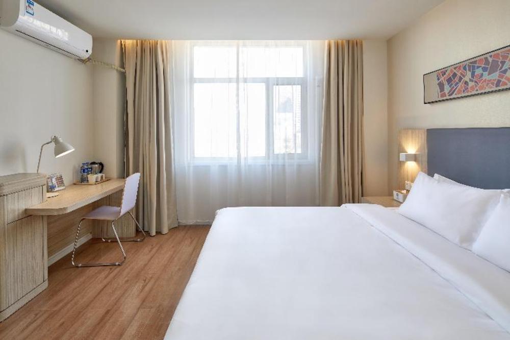 hanting hotel yinchuan railway station xinhualian plaza