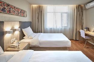 hanting hotel yinchuan railway station xinhualian plaza