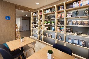 hanting hotel yinchuan railway station xinhualian plaza