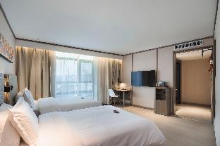 hanting hotel nanjing pukou university of information technology metro station