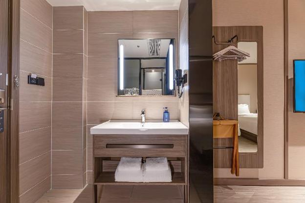 hanting hotel chizhou dongzhi county