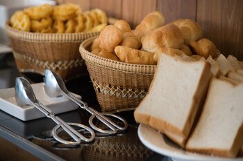 sukhothai treasure resort and spa sha plus