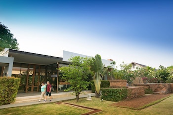 sukhothai treasure resort and spa sha plus