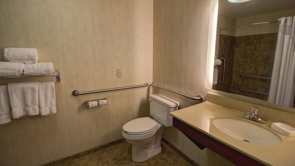 holiday inn express and suites sioux center by ihg