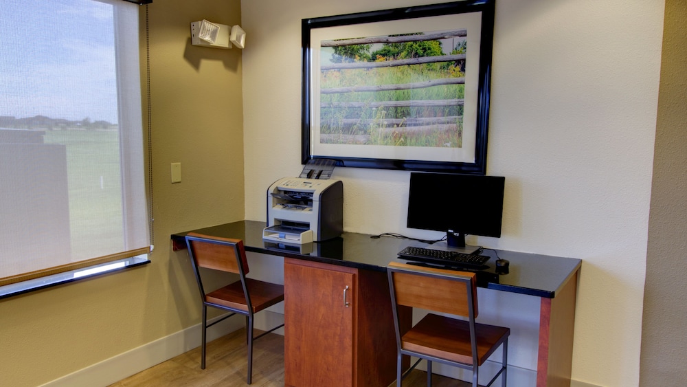 holiday inn express and suites sioux center by ihg