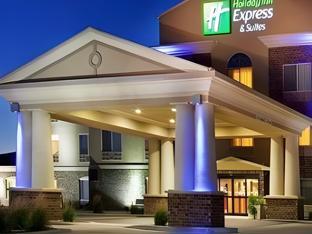 holiday inn express and suites sioux center by ihg
