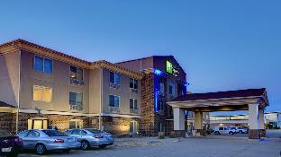 holiday inn express and suites sioux center by ihg