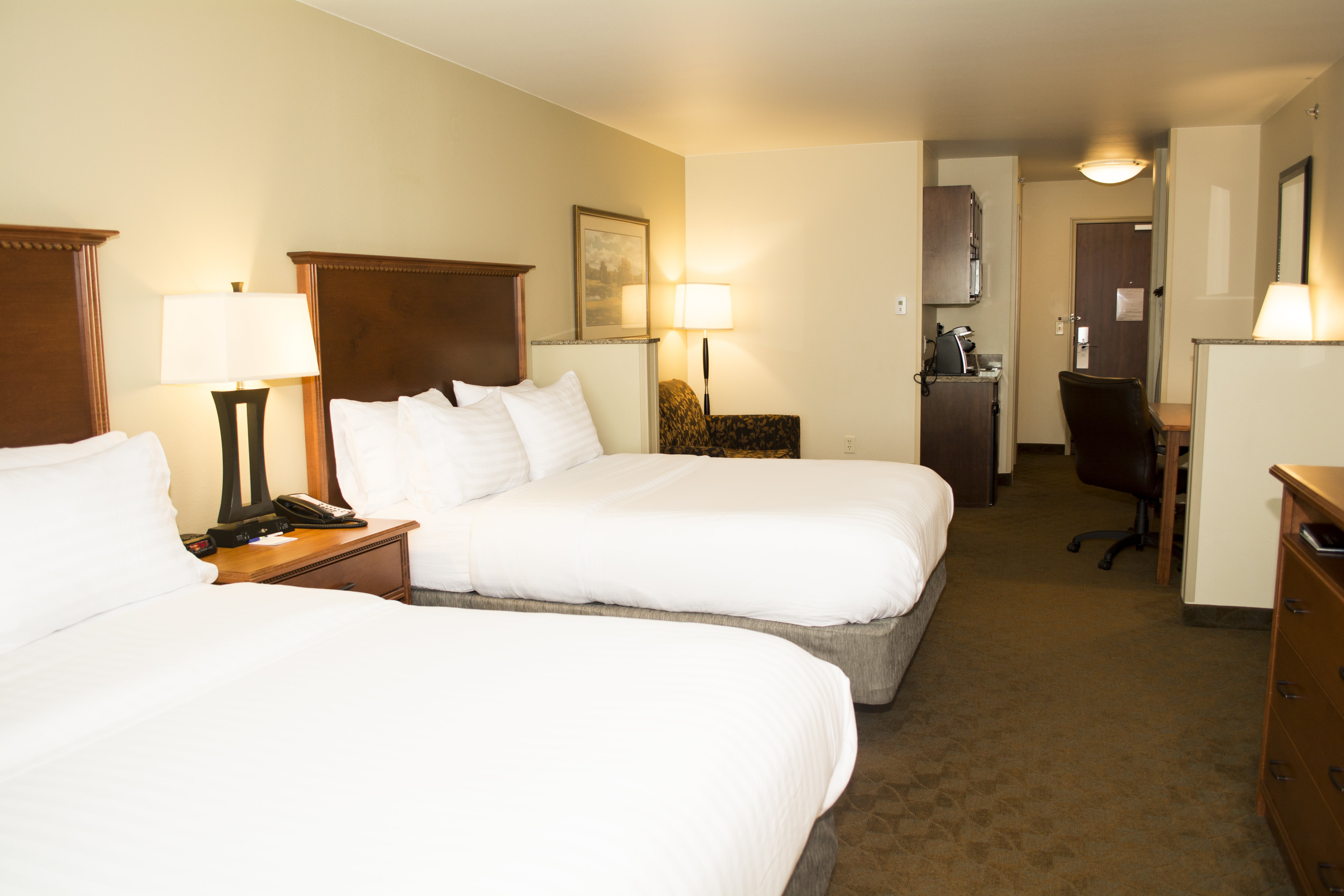holiday inn express and suites mason city by ihg