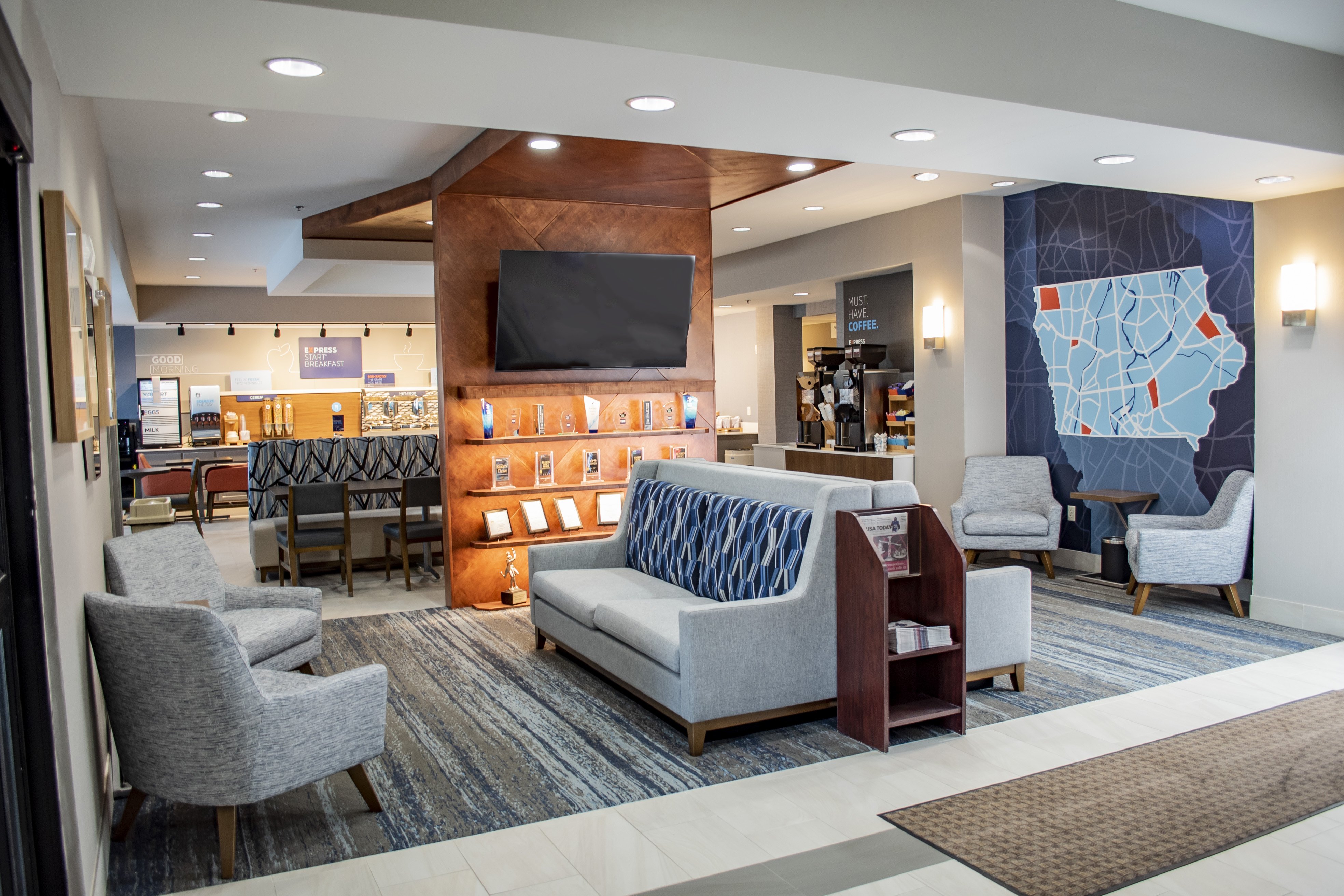 holiday inn express and suites mason city by ihg