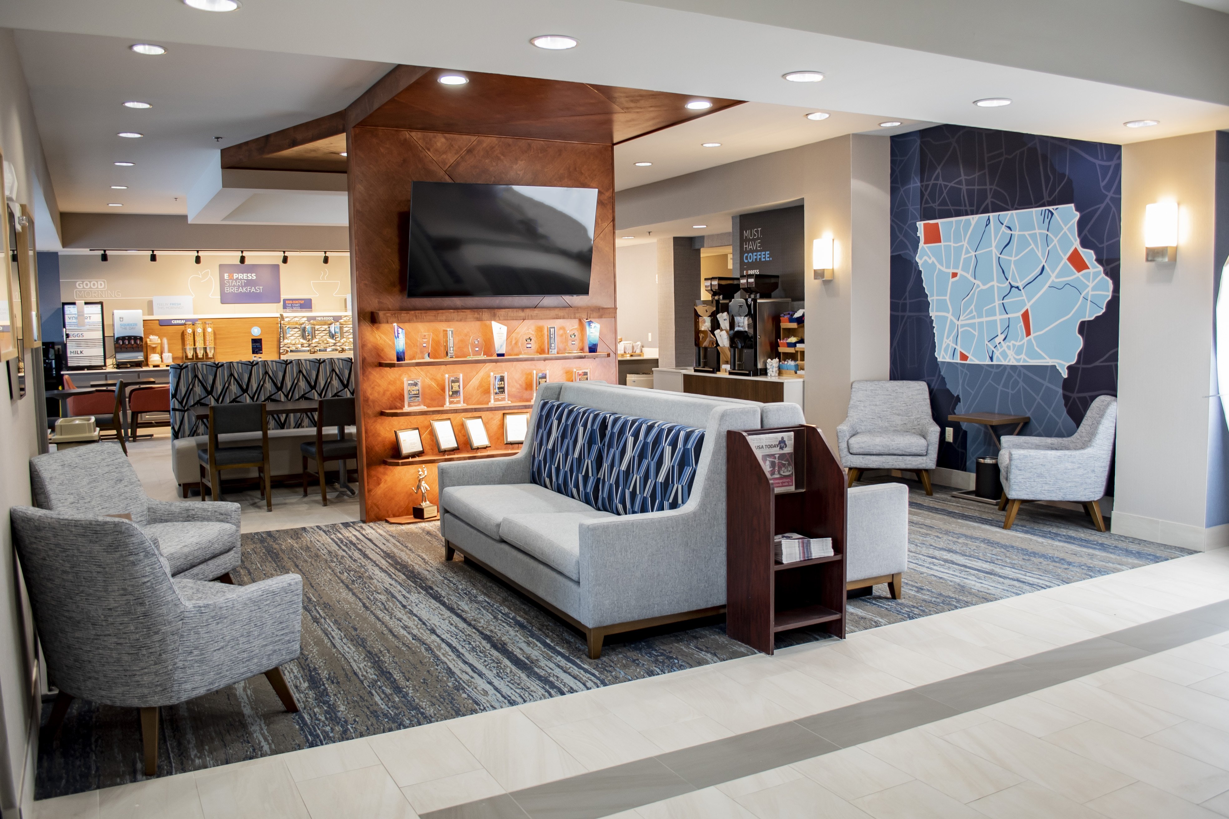 holiday inn express and suites mason city by ihg