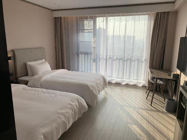 hanting hotel wuhan optics valley youth club