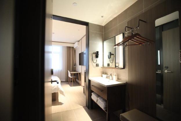 hanting hotel harbin bungalow xinjiang street