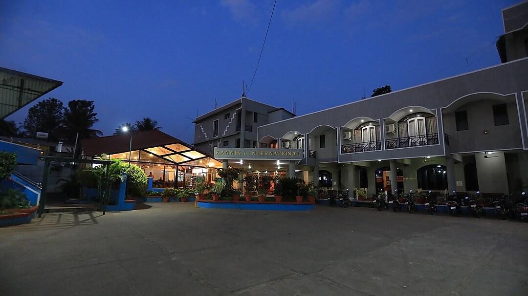 hotel kannika international