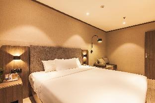 hanting hotel leshan jingyan passenger transport center