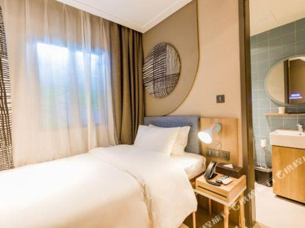 home inn neo shenzhen nanshan coast city nanyou metro station