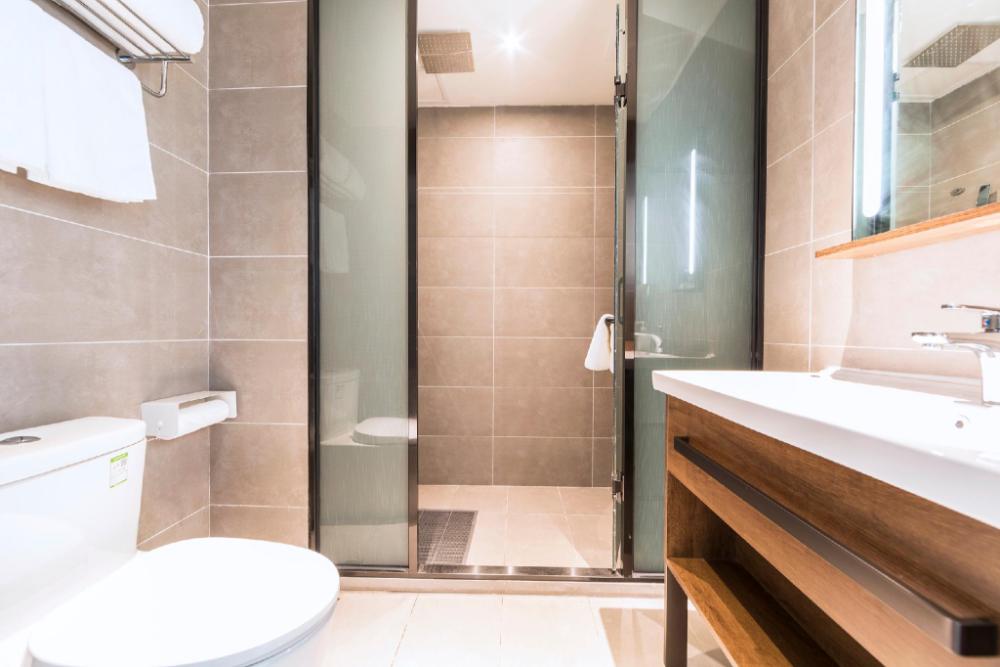 hanting hotel zhengzhou south longhu shawoli metro station