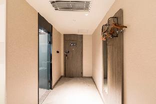 hanting hotel zhengzhou south longhu shawoli metro station