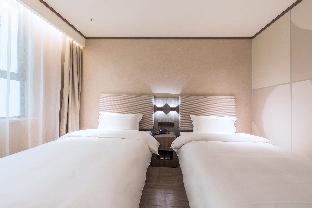 hanting hotel zhengzhou south longhu shawoli metro station