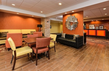 hampton inn clinton ia