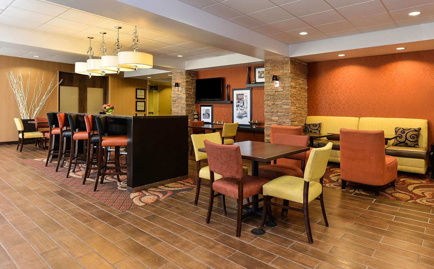 hampton inn clinton ia