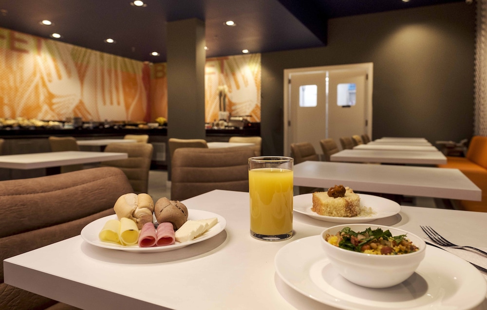 ibis budget farroupilha