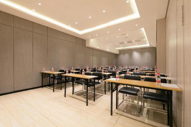 nihao hotel harbin railway station central street