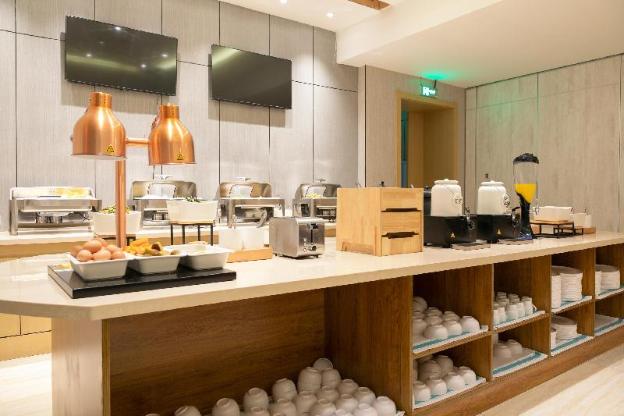 nihao hotel harbin railway station central street