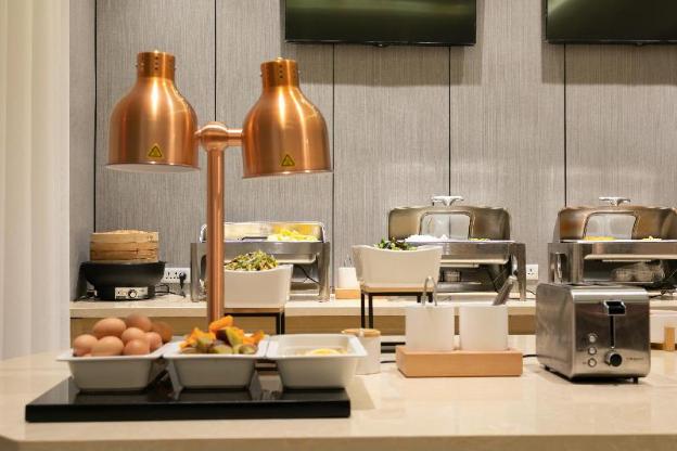 nihao hotel harbin railway station central street