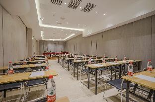 nihao hotel harbin railway station central street