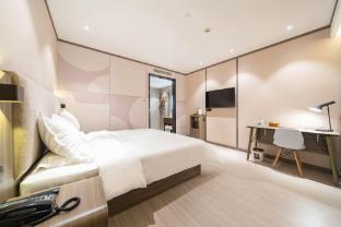 hanting hotel shanghai safari park nanzhu road