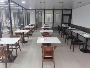 hanting hotel shanghai safari park nanzhu road